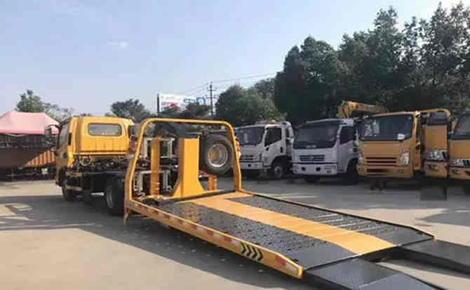 桥头镇汽车中途维修案例