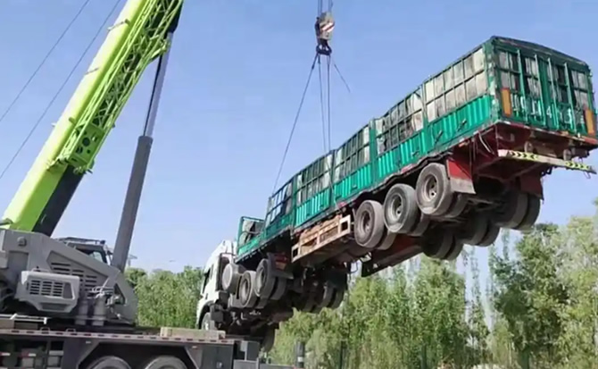 桥头镇道路脱困救援案例